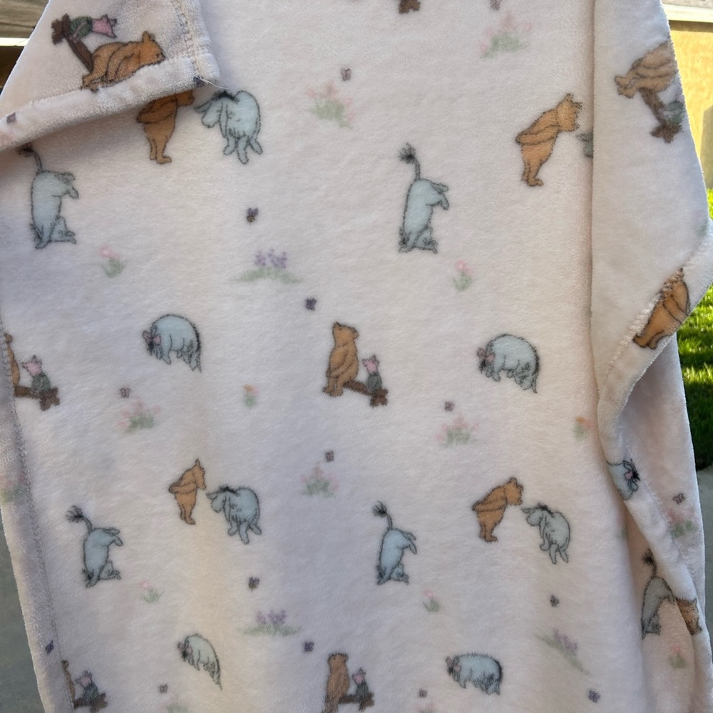 Classic Winnie the Pooh Blanket